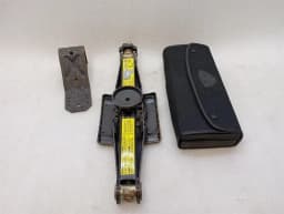 MAYBACH Maybach 62 V240 Tool Kit A2405850001 Tool Kit — thumbnail 1