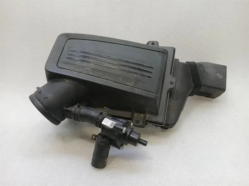 Mercedes GT R190 Roadster Air Filter Box A1780900101 Air Filter Box