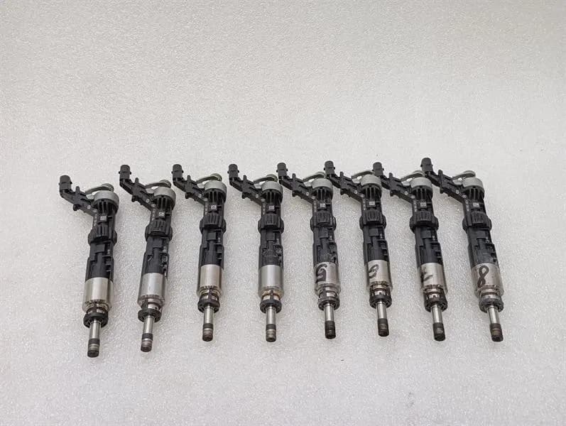 PORSCHE Porsche Panamera 971 Injector CVD Set of 8 06M906036L Fuel Injector