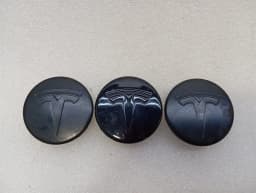 TESLA Tesla Model 3 Long Range Wheel Center Cap Set of 3 6005879-00-A Hub Cap — thumbnail 7