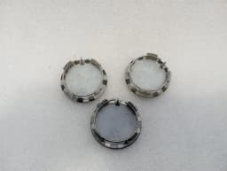 TESLA Tesla Model 3 Long Range Wheel Center Cap Set of 3 6005879-00-A Hub Cap — thumbnail 4