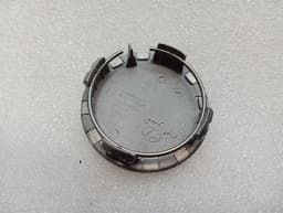 TESLA Tesla Model 3 Long Range Wheel Center Cap Set of 3 6005879-00-A Hub Cap — thumbnail 10