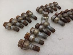 PORSCHE Porsche 911 997 wheel bolt set 99736198010 wheel bolts wheel bolt set — thumbnail 2