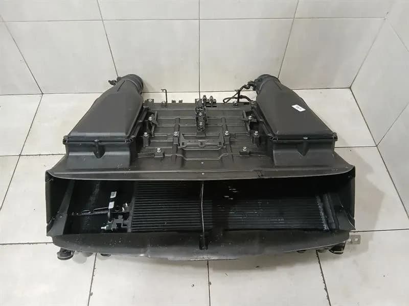Ferrari 812 Superfast F152M Radiator Pack 319867 Radiator Pack V12