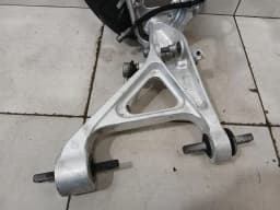 FERRARI Ferrari SF90 F173 Right Front Hub 862457 SF90 Wheel Bearing Housing Front Right — thumbnail 9