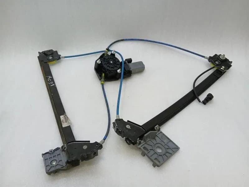 Maserati Granturismo M145 Right Door Winder 069912100 Right Window Regulator