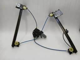 MASERATI Maserati Granturismo M145 Right Door Winder 069912100 Right Window Regulator — thumbnail 3