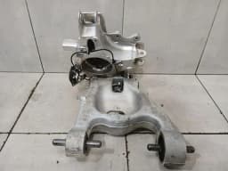 FERRARI Ferrari Purosangue F175 Right Rear Hub 800829 Wheel Bearing Housing Rear Right — thumbnail 7