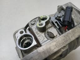 MERCEDES-BENZ MERCEDES GT R190 ROADSTER A/C Compressor A1908304500 Air Conditioning Compressor — thumbnail 4
