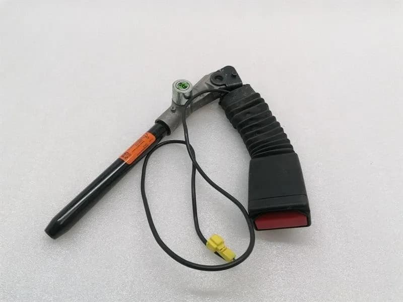 Mercedes GT R190 FRH Seatbelt Tensioner A1728600469 Seat Belt Tensioner Front Right
