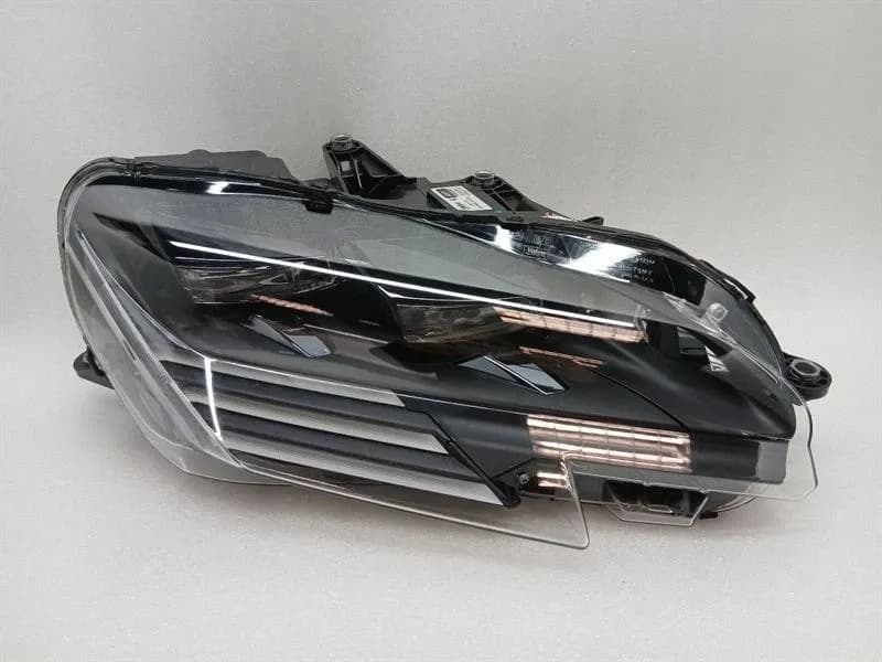 Ferrari SF90 F173 Right Headlight 882840 RHD UK JPN AU