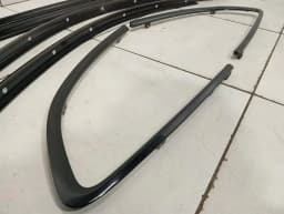 PORSCHE Porsche Cayman 981 Body Moulding Set 98153748104 Strip Set High Gloss Black — thumbnail 5