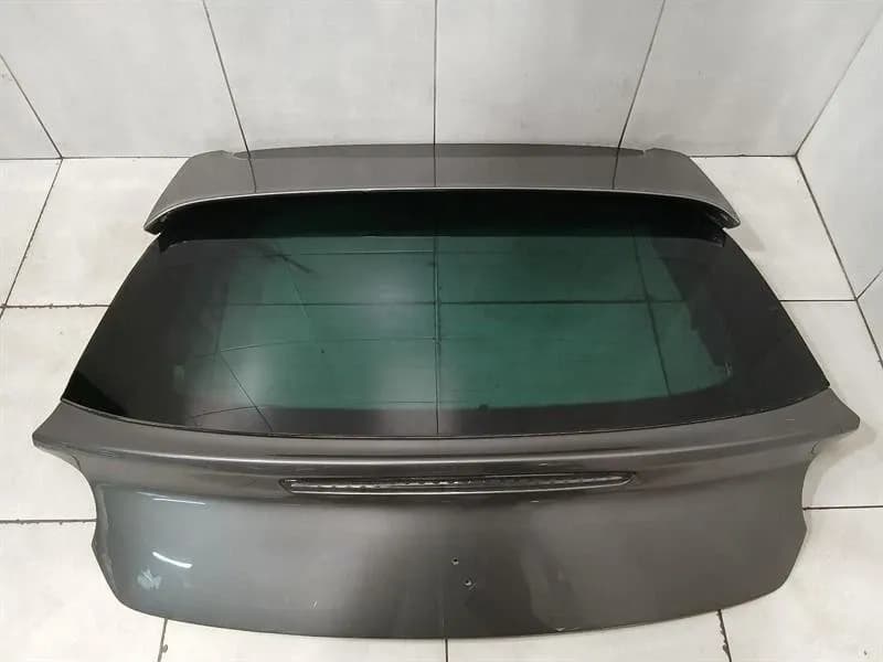 Ferrari GTC4 Lusso T 3.9 V8 F151M Boat Lid 87781611 Tailgate 86869700