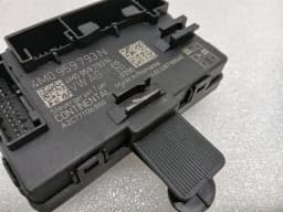 PORSCHE Porsche 911 992 GT3 electronic module 4M0959793N control unit left door — thumbnail 10