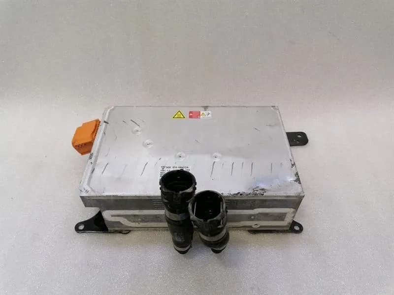 PORSCHE Porsche Taycan 9J high-voltage charger 5QE915684CR charger high-voltage battery
