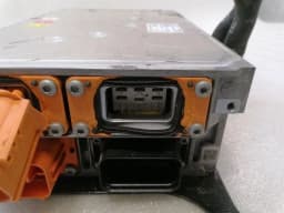 PORSCHE Porsche Taycan 9J high-voltage charger 5QE915684CR charger high-voltage battery — thumbnail 5