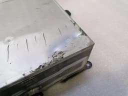 PORSCHE Porsche Taycan 9J high-voltage charger 5QE915684CR charger high-voltage battery — thumbnail 10
