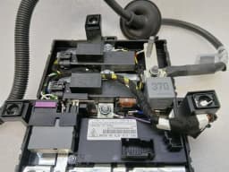 PORSCHE Porsche 911 991 Fuse Box 99161807501 Fuse Box — thumbnail 4