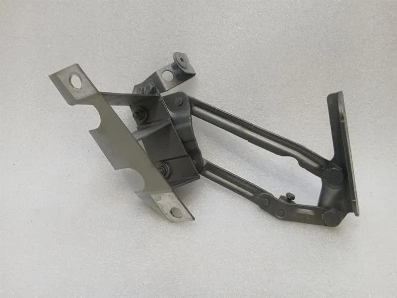 LAMBORGHINI Lamborghini Huracan Performante Bonnet Hinge RHS 4T0823302B Hood Hinge Re