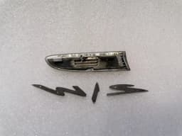 BENTLEY Bentley Continental GT W12 Right Wing Molding 3W8853518Q Emblems 3W8853675D — thumbnail 5