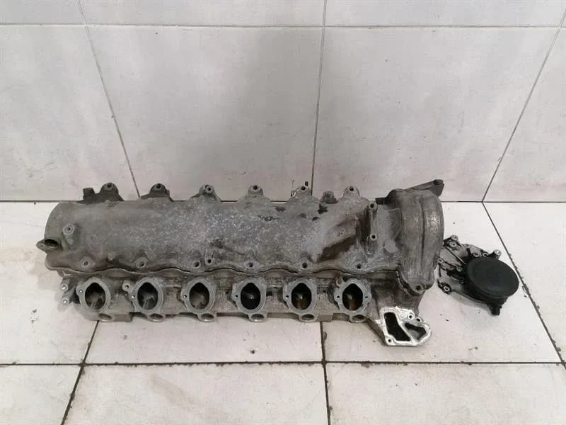 Maybach 57 W240 Cylinder Head A2750101801 LEFT CYLINDER HEAD LEFT