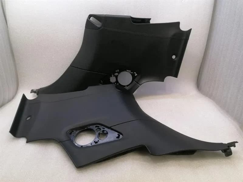 PORSCHE PORSCHE 911 991 992 CONVERTIBLE 1/4 PANELS LEATHER 992867043 LEATHER QUARTER TRIM