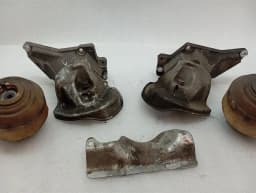 MAYBACH Maybach 57 W240 engine mount set A2402400517 engine mount set — thumbnail 4