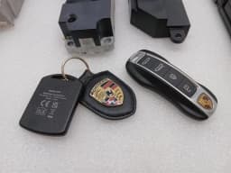 PORSCHE Porsche 911 992 GTS 3.6 MK2 2026 Engine ECU Set 992907051E Engine ECU Set — thumbnail 4