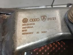 AUDI 9000KM 2022 AUDI R8 4S PERFORMANCE CATALYTIC CONVERTER 4S0251212B CATALYTIC CONVERTER — thumbnail 5