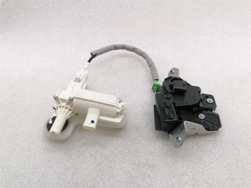 Mercedes EQC400 EQC N293 Boot Lock A0997400600 Tailgate Lock A0999068600