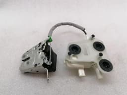 MERCEDES-BENZ Mercedes EQC400 EQC N293 Boot Lock A0997400600 Tailgate Lock A0999068600 — thumbnail 4