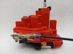 FERRARI Ferrari FF F151 door lock 83987500 LHD LEFT door lock 80821800 — thumbnail 3