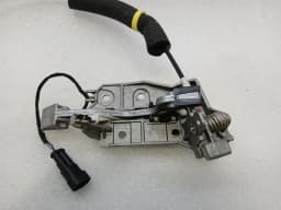 FERRARI Ferrari FF F151 door lock 83987500 LHD LEFT door lock 80821800 — thumbnail 8