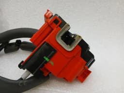 FERRARI Ferrari GTC4 Lusso T 3.9 V8 F151M Door Lock 87065200 LHD RIGHT Door Lock — thumbnail 9