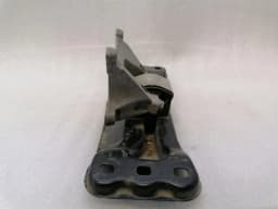 MERCEDES-BENZ Mercedes C Class W204 Engine Mount A2122401018 Engine Mount A2042420040 — thumbnail 3