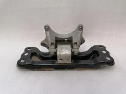 MERCEDES-BENZ Mercedes C Class W204 Engine Mount A2122401018 Engine Mount A2042420040 — thumbnail 7