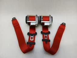 PORSCHE Porsche Cayman 718 GT4RS Seatbelt 98180303305 Seat Belt Strap GUARDS RED — thumbnail 2