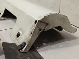MERCEDES-BENZ Mercedes C63 W204 side skirt set A2046980754 AMG side sills set defects — thumbnail 3