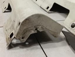 MERCEDES-BENZ Mercedes C63 W204 side skirt set A2046980754 AMG side sills set defects — thumbnail 4