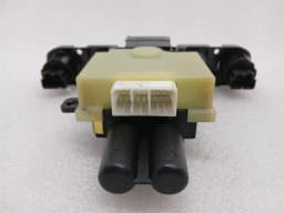ASTON MARTIN Aston Martin Vanquish AM310 Switch ED23-19H386-AC KEY HOLDER Switch IGNITION — thumbnail 9