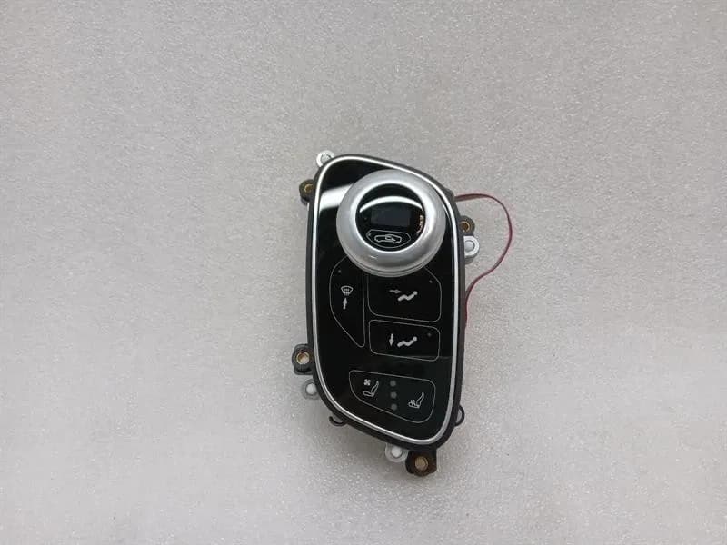 ASTON MARTIN Aston Martin Vanquish AM310 Left Climate Control Switch CD3318C613AD Switch