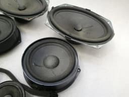 BENTLEY Bentley Continental GT W12 Speaker Set 3W0035411N Speaker Set Faulty — thumbnail 4