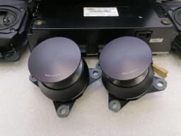 ASTON MARTIN Aston Martin Vanquish AM310 Speakers CD33-18C956-AA B&O SET Speakers LOT — thumbnail 2
