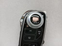 ASTON MARTIN Aston Martin Vanquish AM310 Right Climate Control Switch CD3318C612AD Switch — thumbnail 8