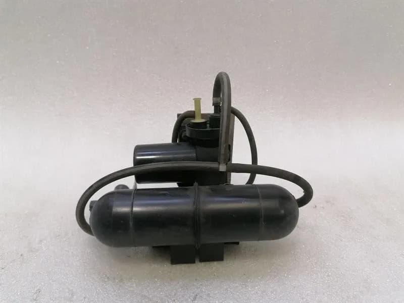 ASTON MARTIN Aston Martin Rapide 10-14 Vacuum Pump 4g43-2c529-bc Vacuum Pump