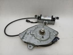 PORSCHE Porsche Boxster 987 Convertible Roof Motor 98662411701 Top Motor 98756117902 — thumbnail 3