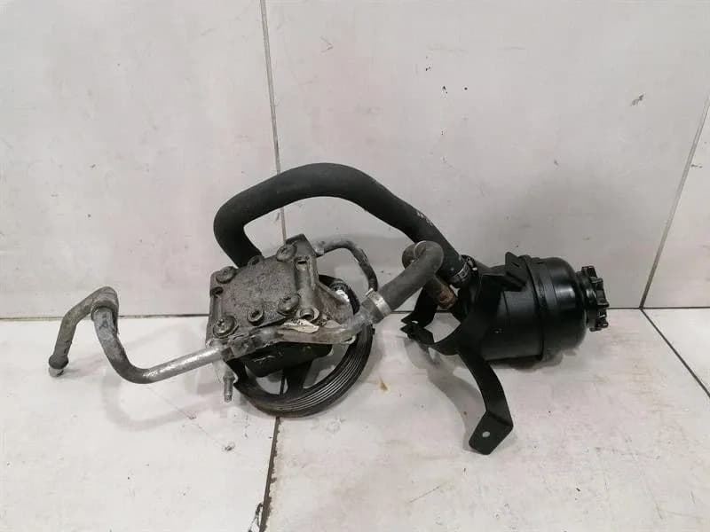 ASTON MARTIN Aston Martin Rapide 10-14 Power Steering Pump DG43-3A696-AA Power Steering Pump