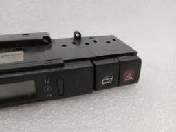 ASTON MARTIN Switch LNA6292CA Jaguar X300 clock dispay faulty switch — thumbnail 4