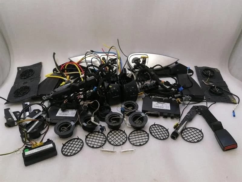 MERCEDES-BENZ Mercedes ML W164 L + R Seat Parts Set A1648704310 Seat Parts Switch