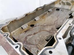 ASTON MARTIN Aston Martin Rapide 10-14 Oil Sump CD33-6675-CC Oil Pan — thumbnail 7